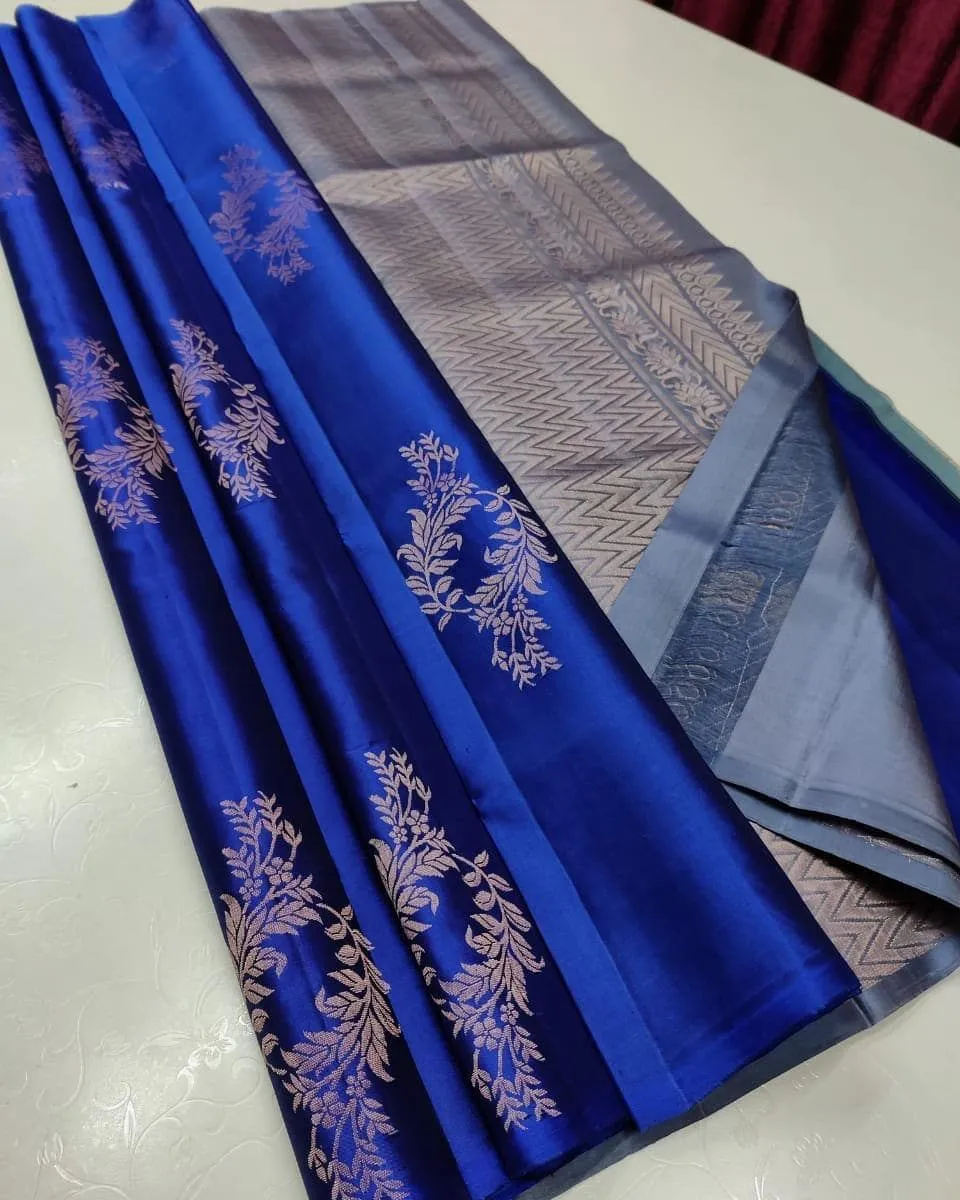 Comely Blue Soft Silk Saree With Elision Blouse Piece