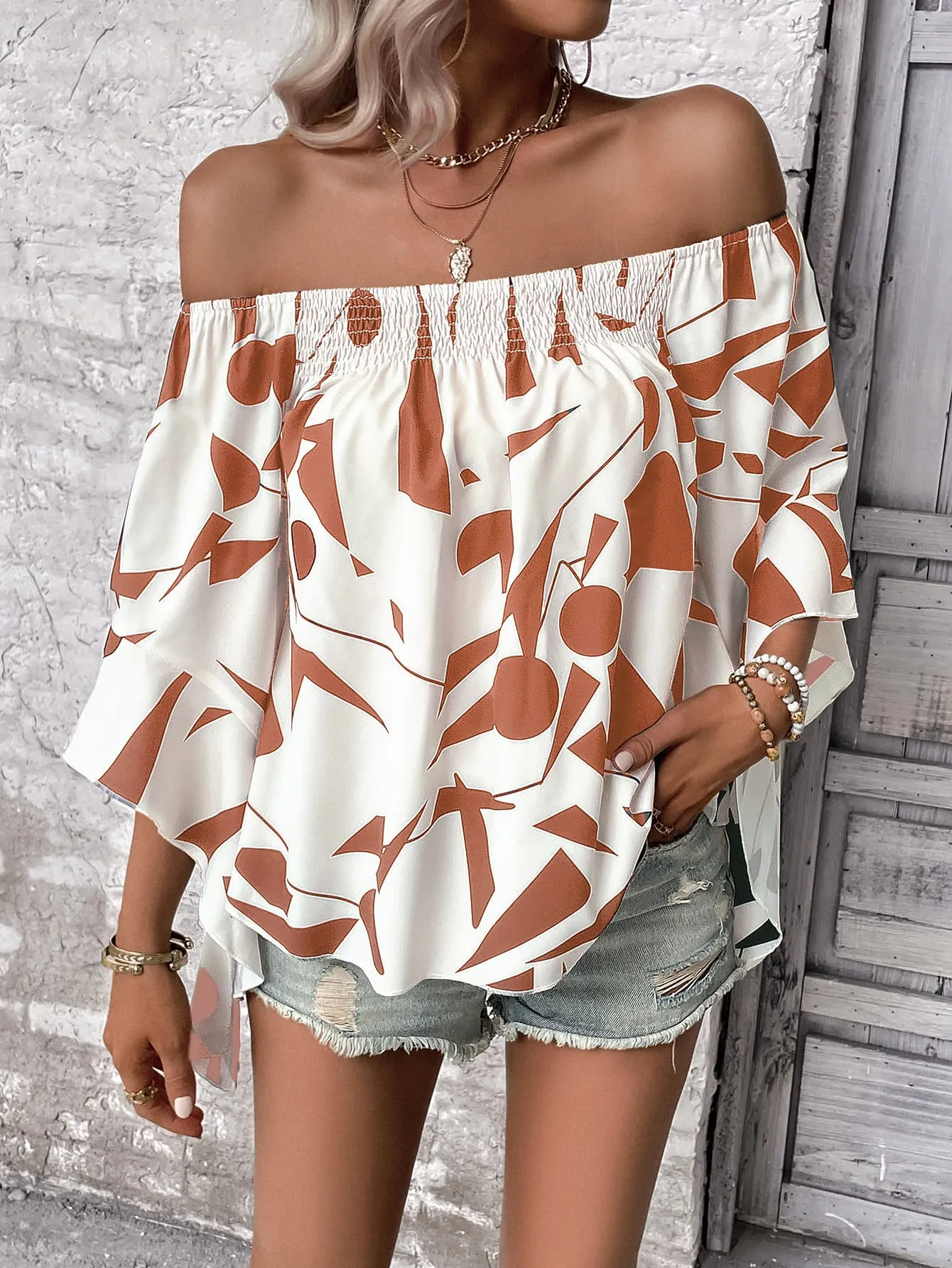 Resort Off-Shoulder Bell Sleeve Blouse