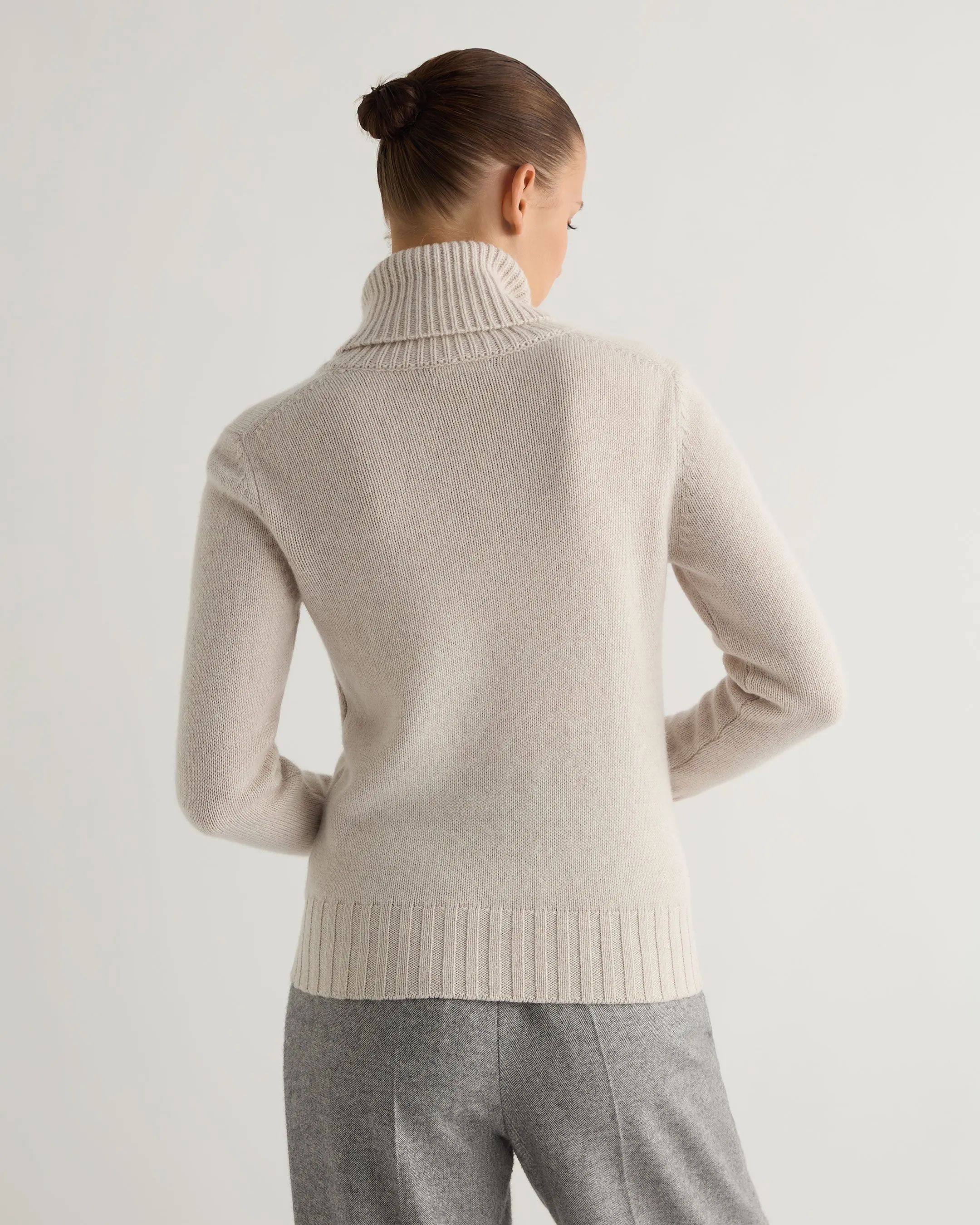 Women's Hazel Chunky Turtle Neck Cashmere Sweater Frost White